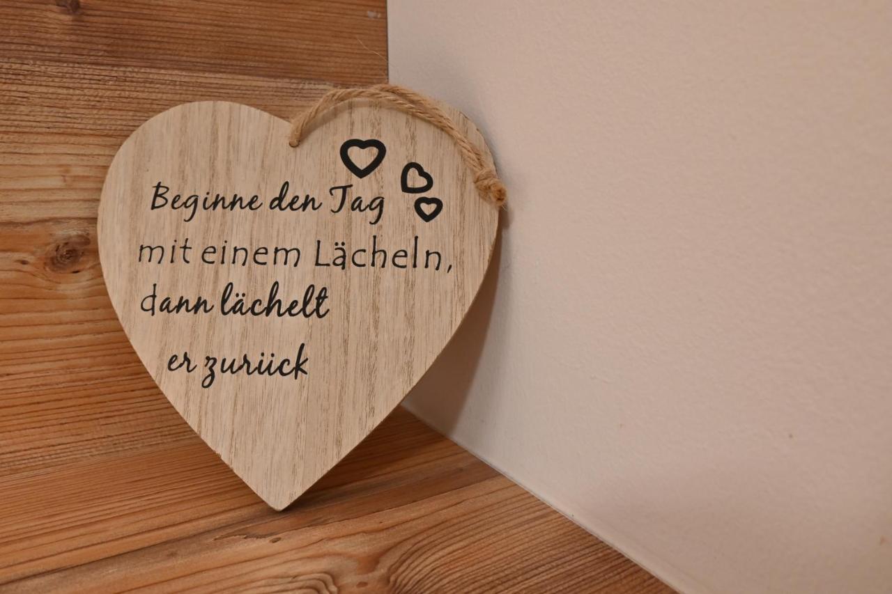 Biohof Auinger, Der Tiererlebnishof Daire Aurach am Hongar Dış mekan fotoğraf